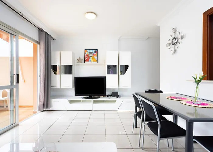 Home2Book Los Cristianos, Pool & Beach