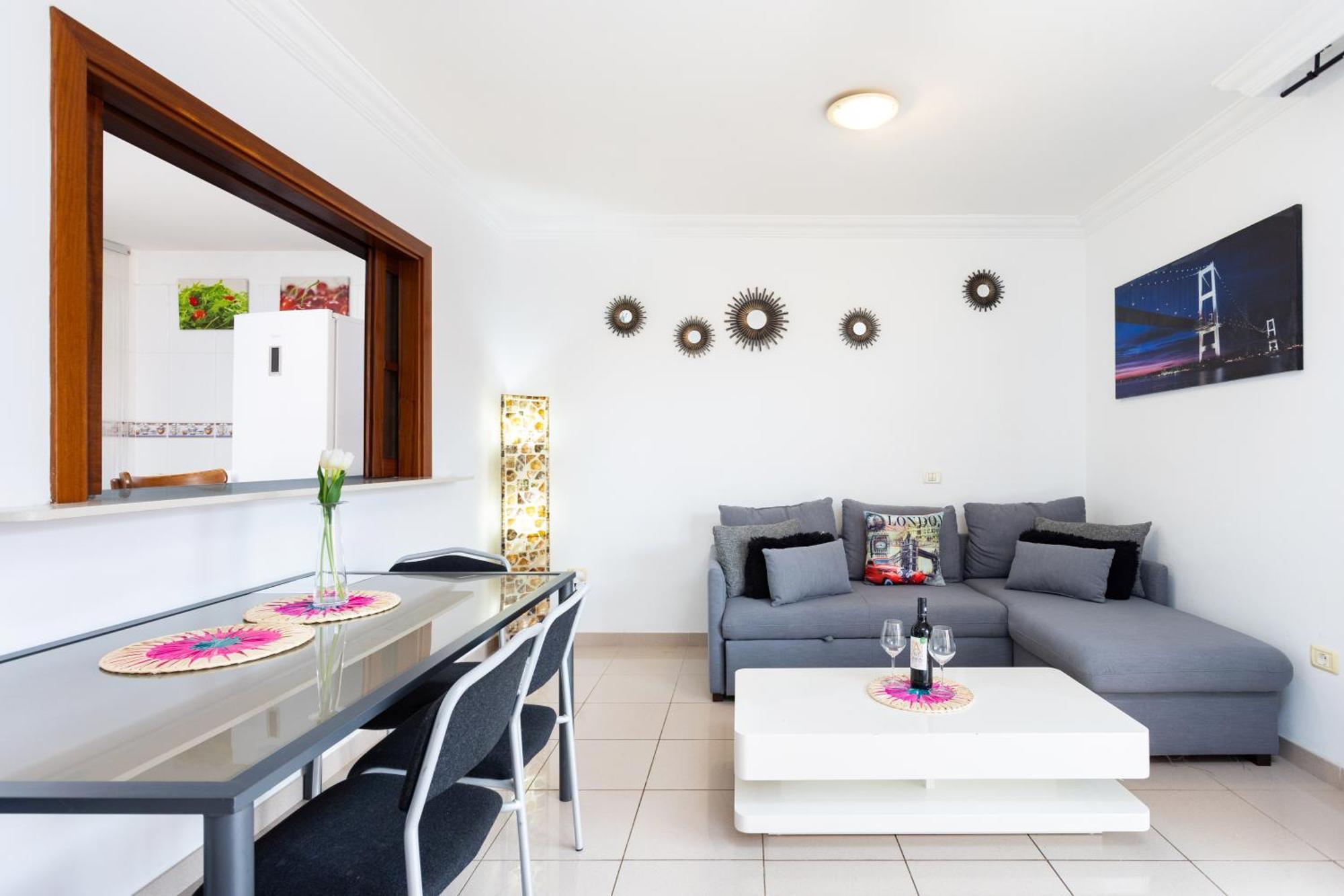 Home2book Cristianos, Pool & Apartment *